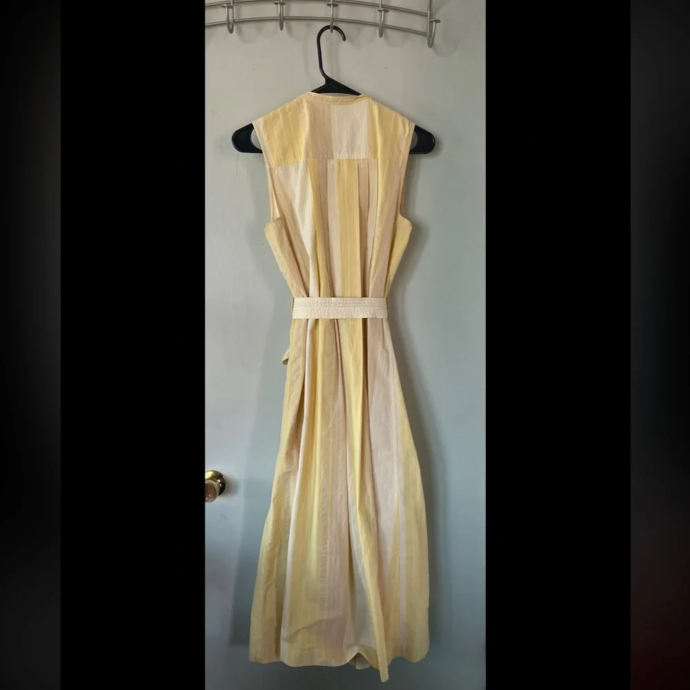 Yellow vintage inspired Uniqlo dress - Picture 3 of 4